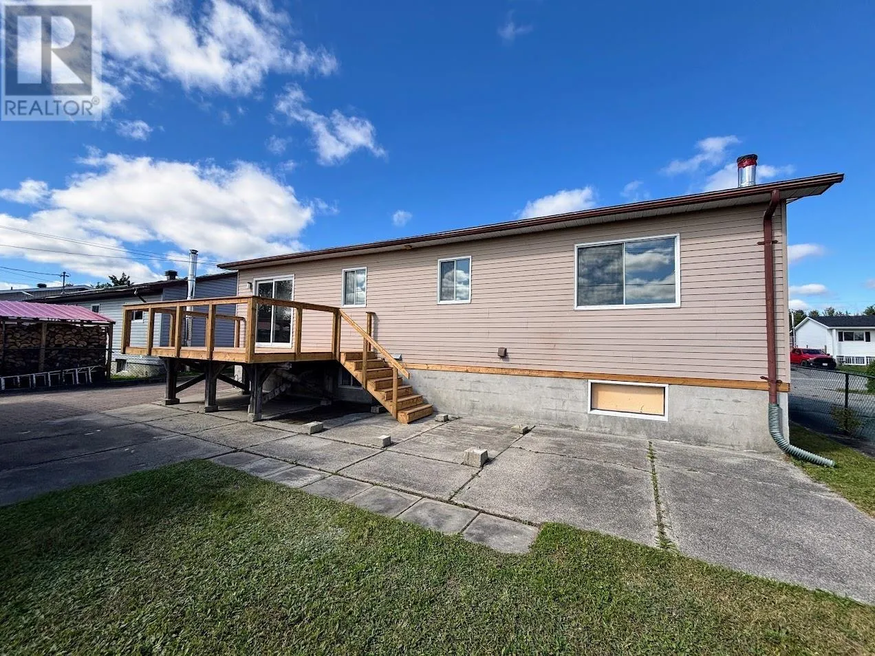 8 Otter AVE