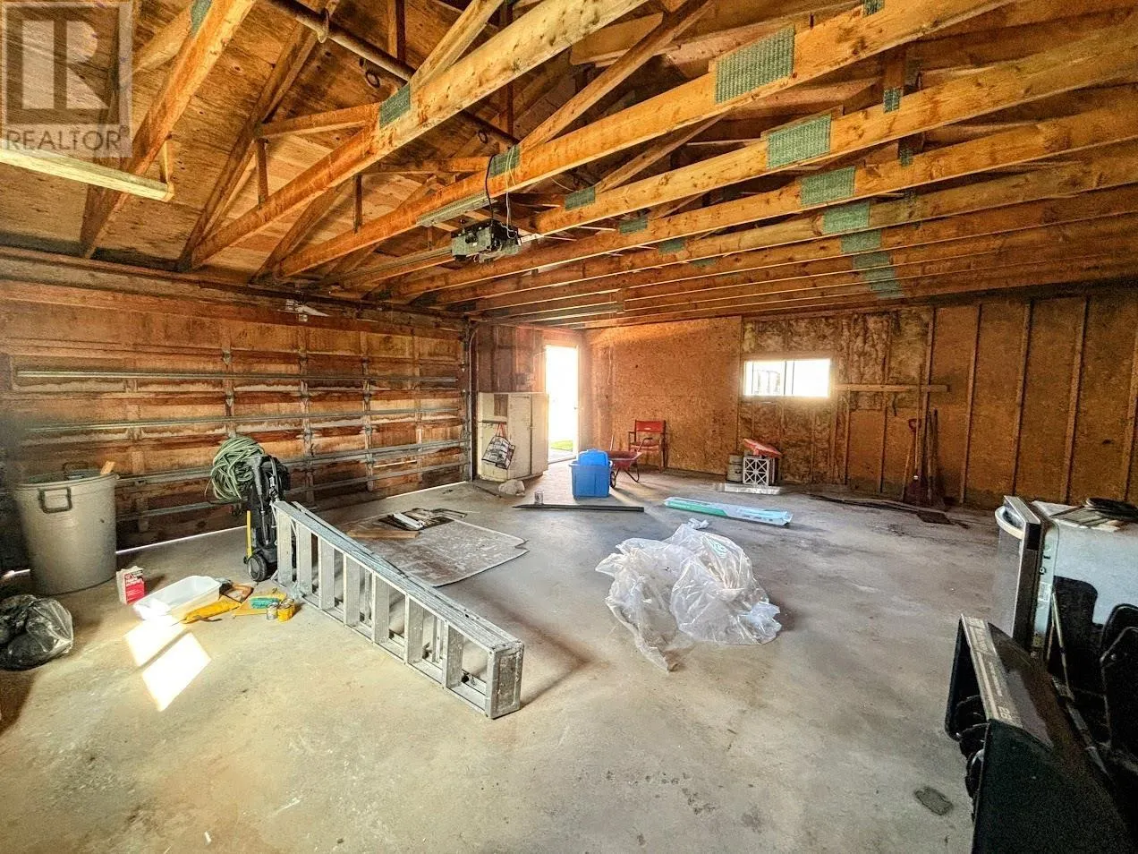 8 Otter AVE