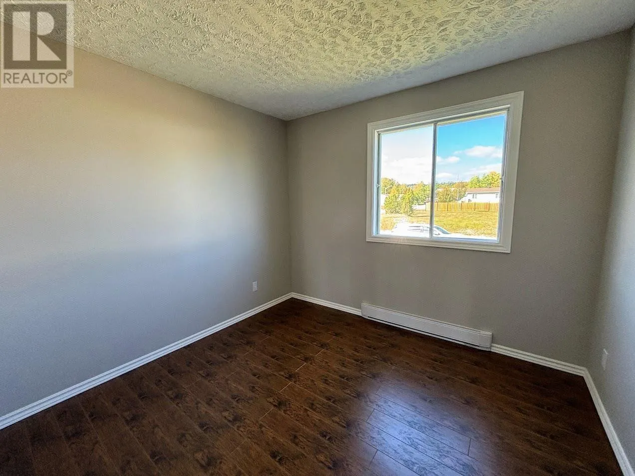 8 Otter AVE