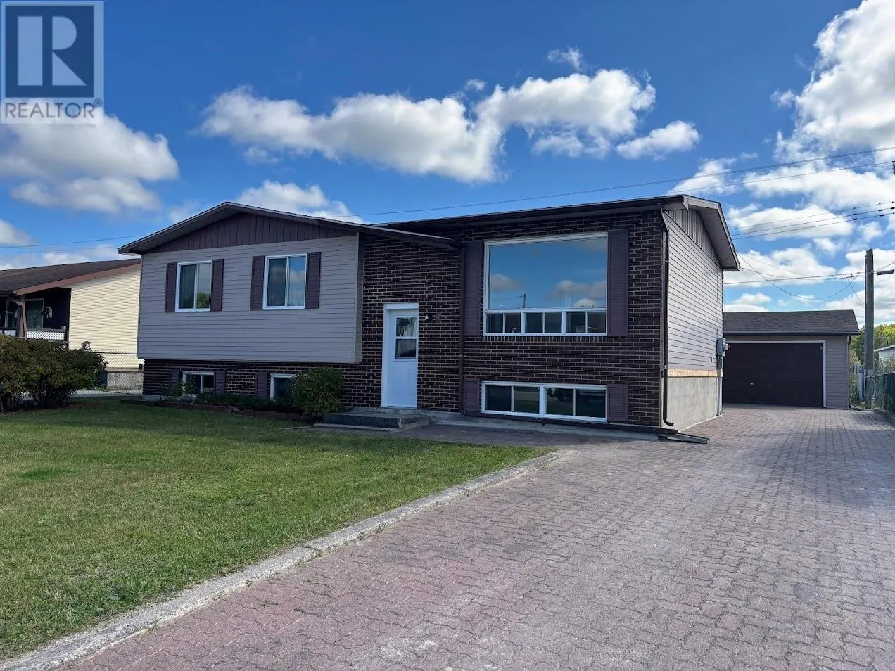 8 Otter AVE