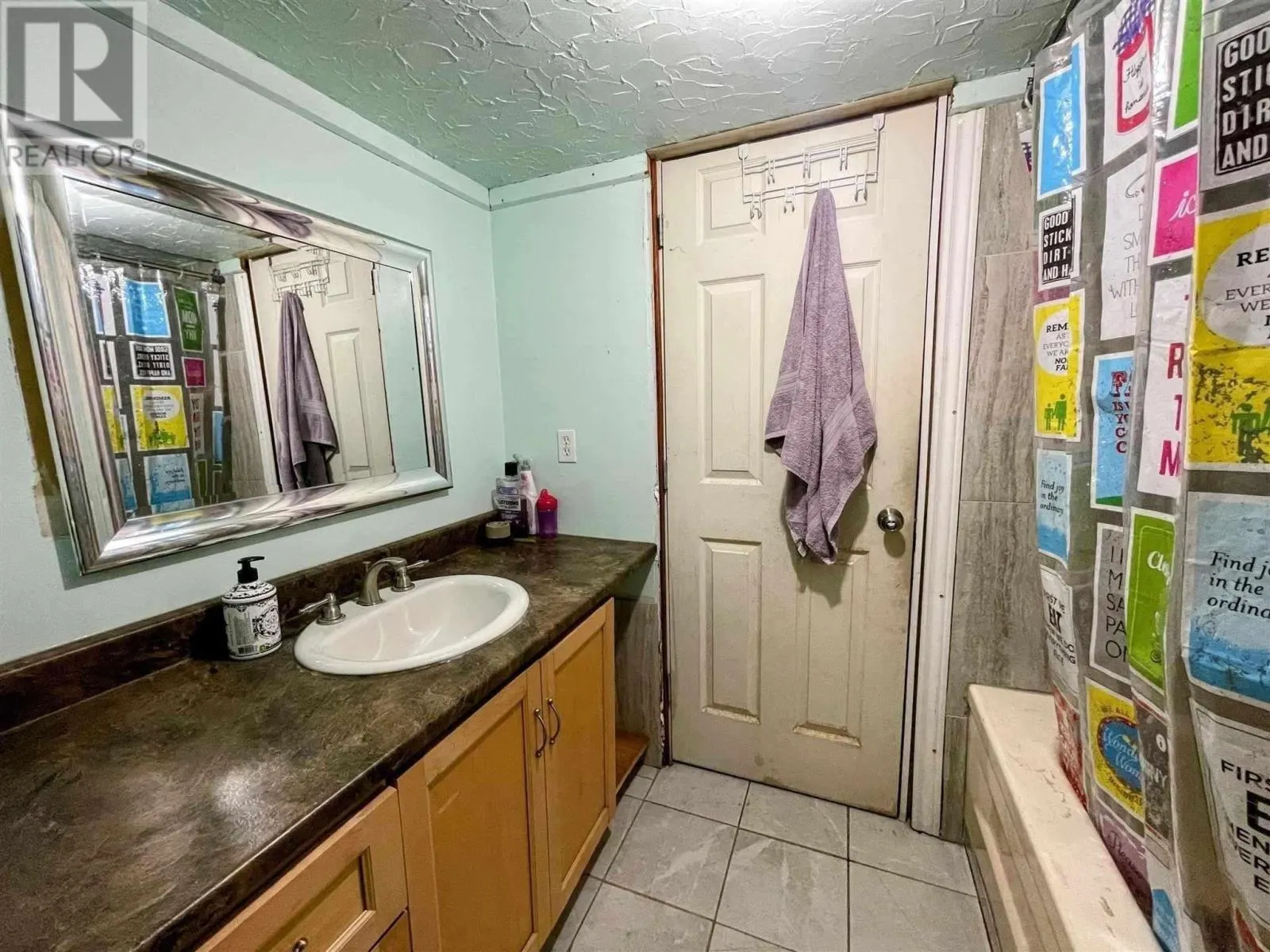 43 Stevens AVE