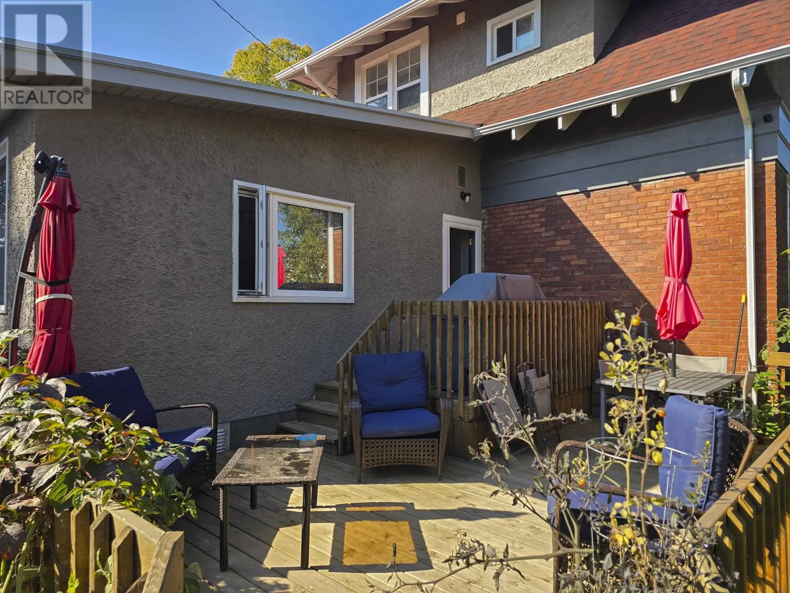 141 Winnipeg AVE