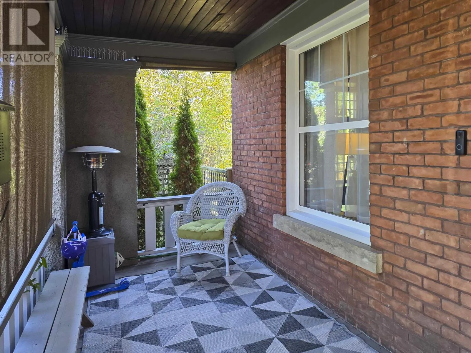 141 Winnipeg AVE