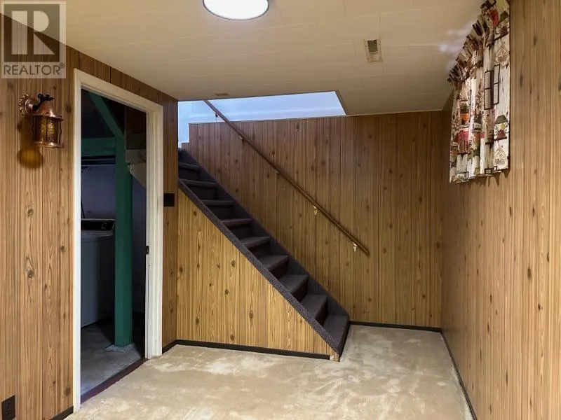 408 Shamrock CRES