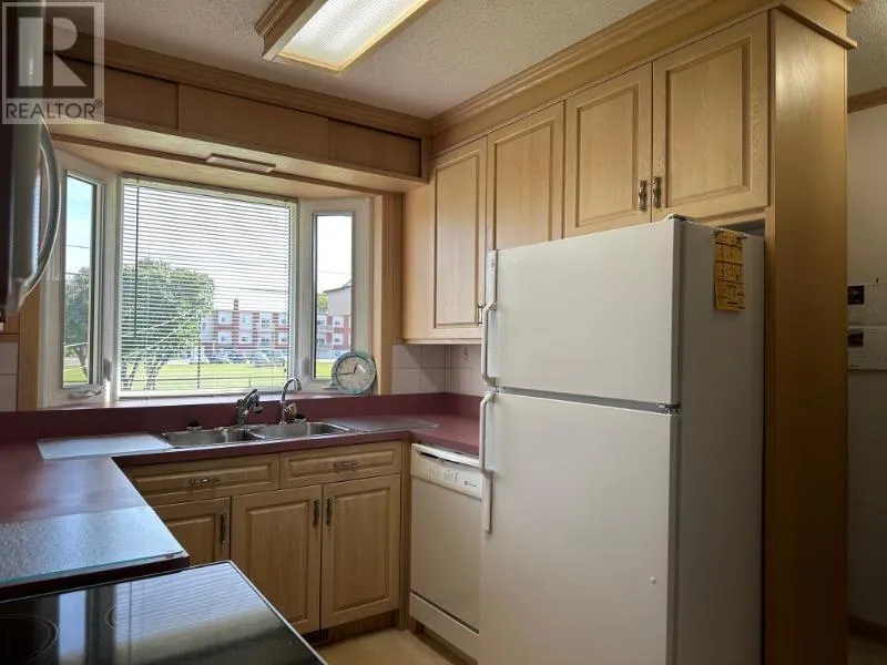 408 Shamrock CRES