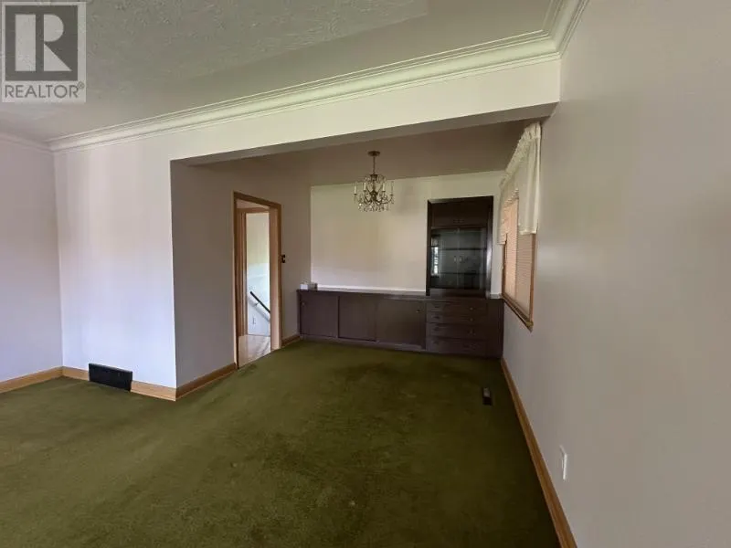408 Shamrock CRES