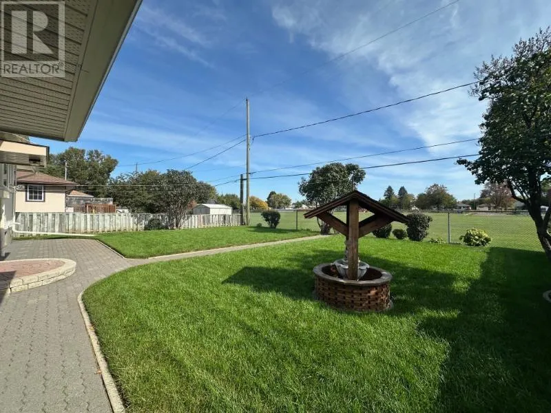 408 Shamrock CRES