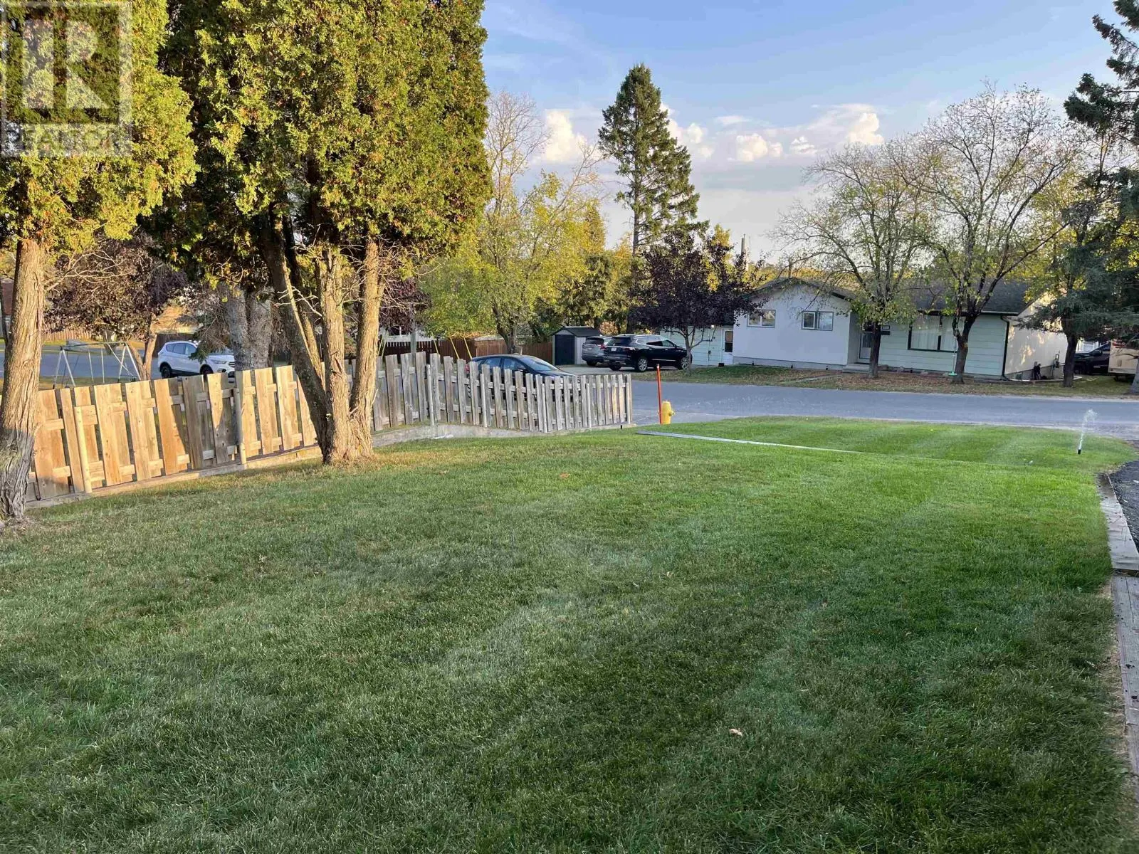 132 Minto Crescent