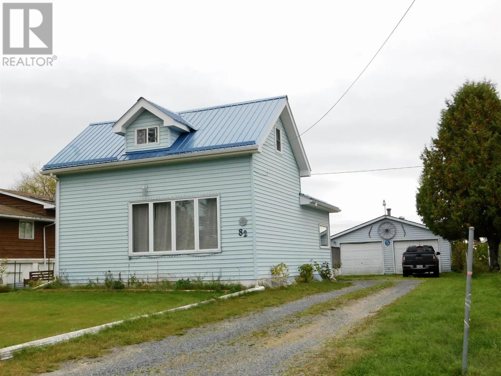 82 Aubrey RD