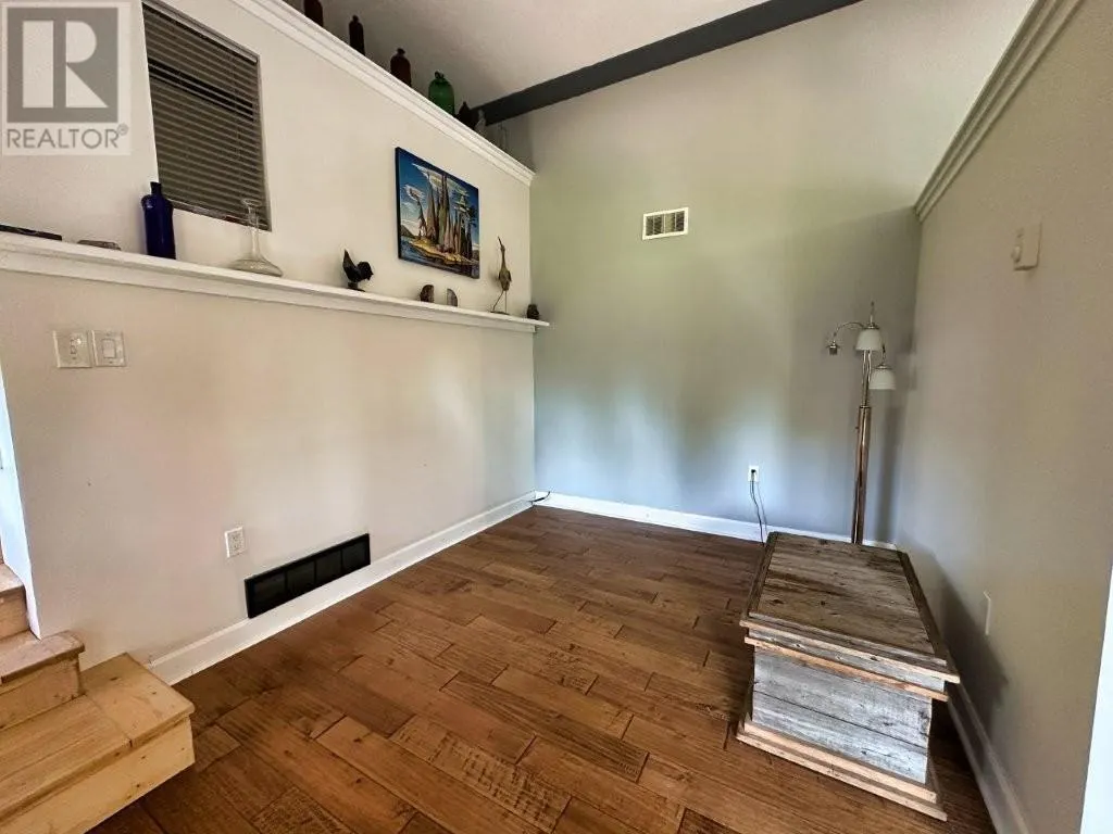8 Red Rock Road 7