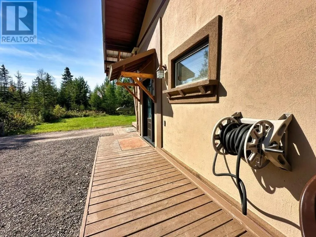 8 Red Rock Road 7