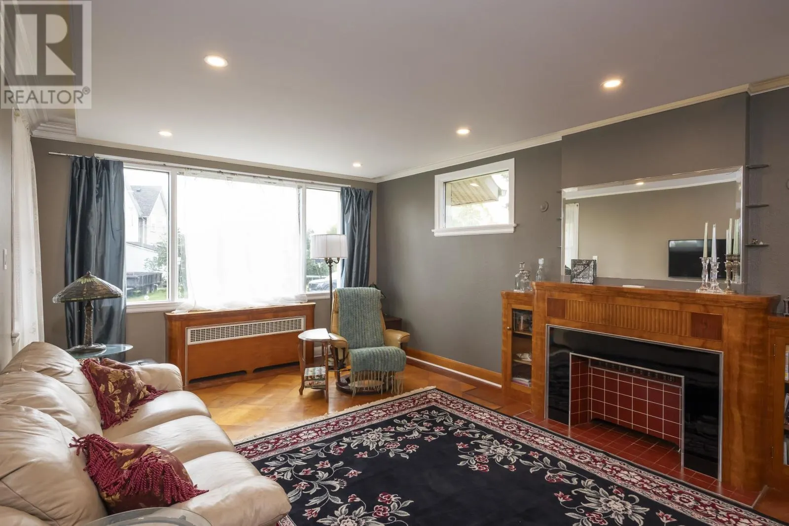 415 Prince Arthur Blvd.