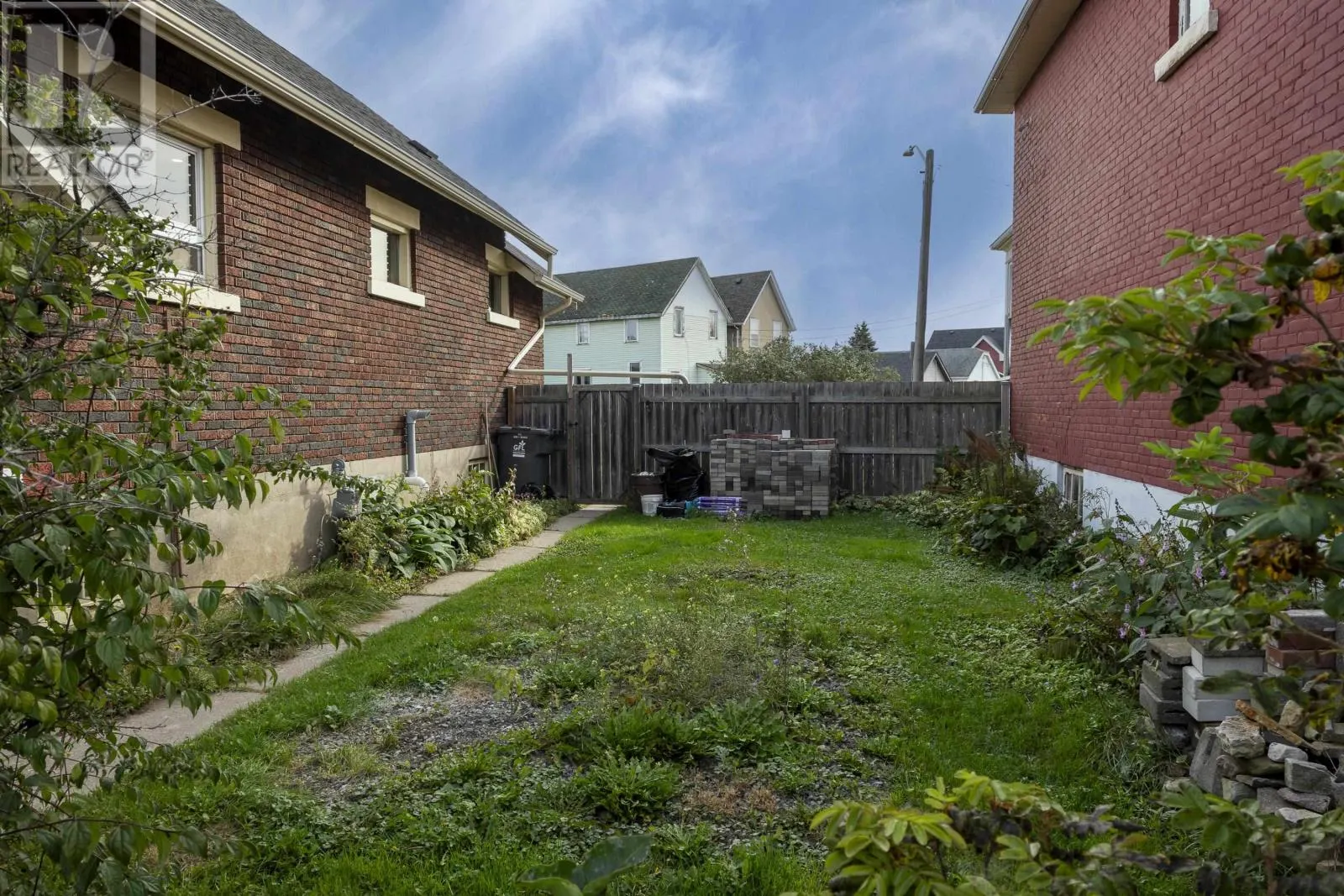 415 Prince Arthur Blvd.