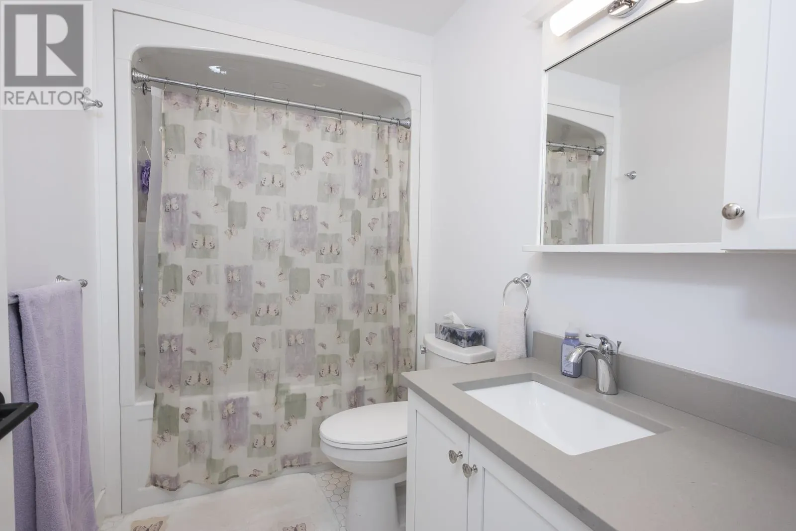 437 Aquamarine DR