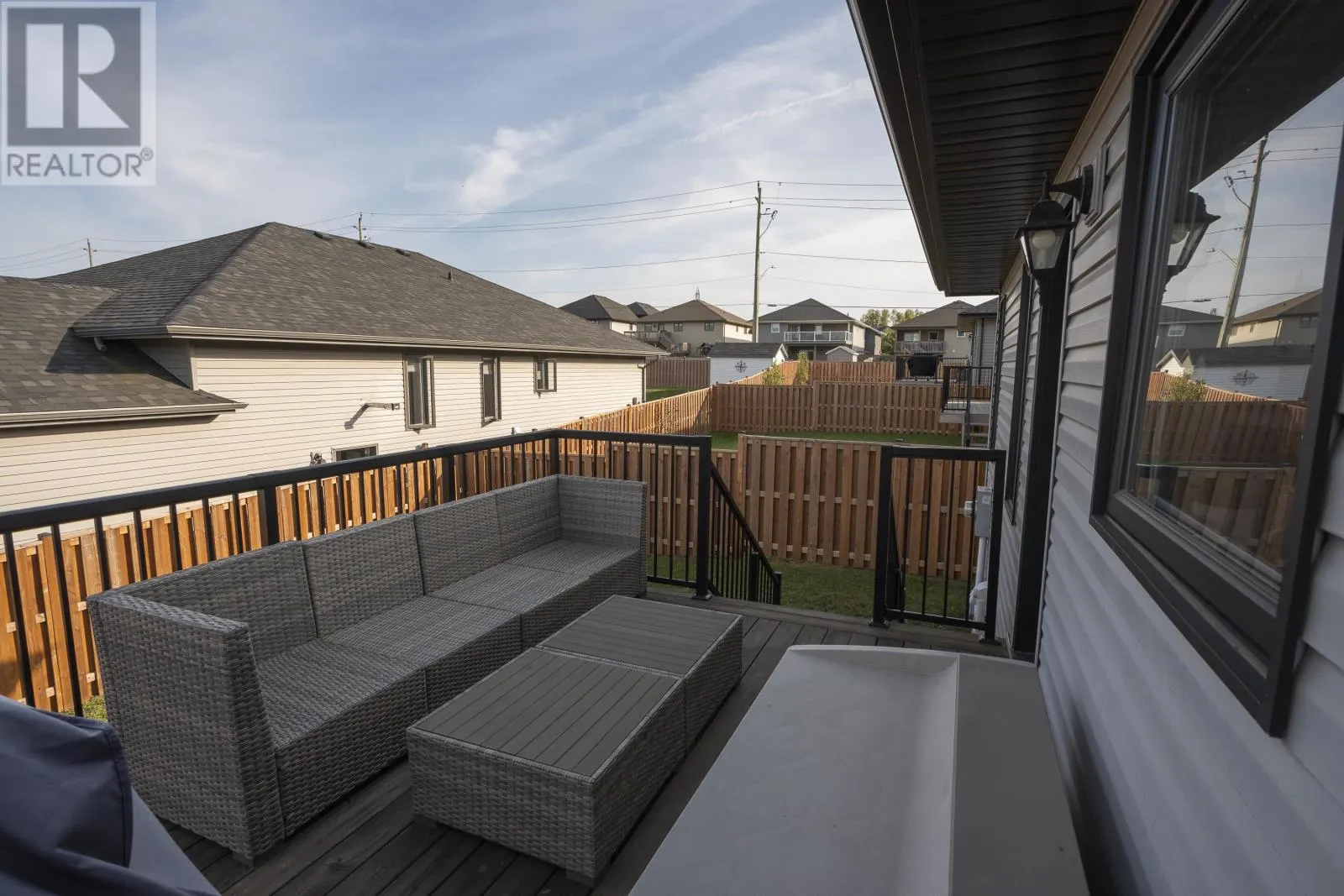 437 Aquamarine DR
