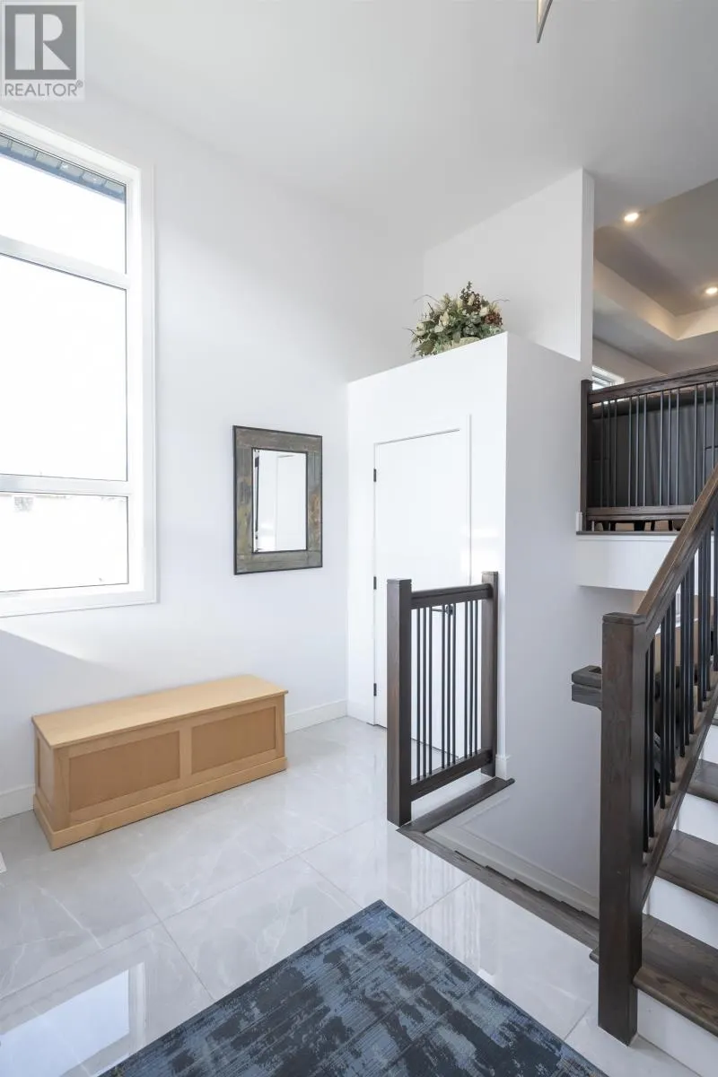437 Aquamarine DR