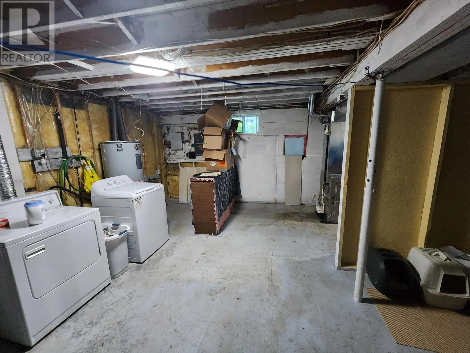 41 SOUTHRIDGE CRES