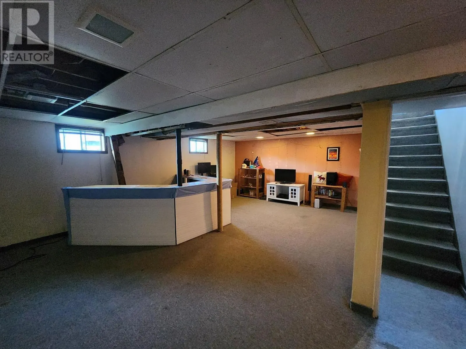 41 SOUTHRIDGE CRES