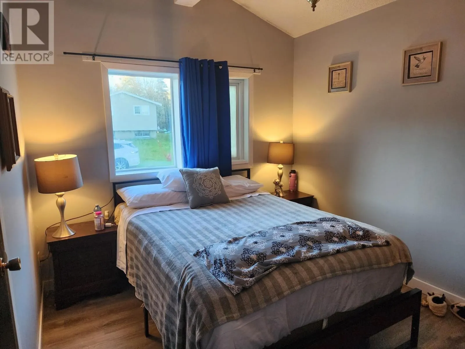 41 SOUTHRIDGE CRES