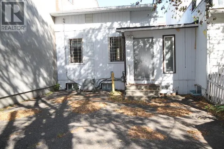 317 Bay Street