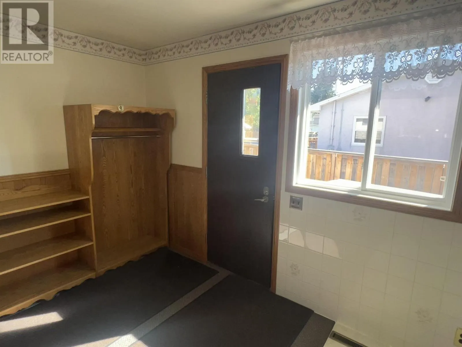 146 Pine CRES