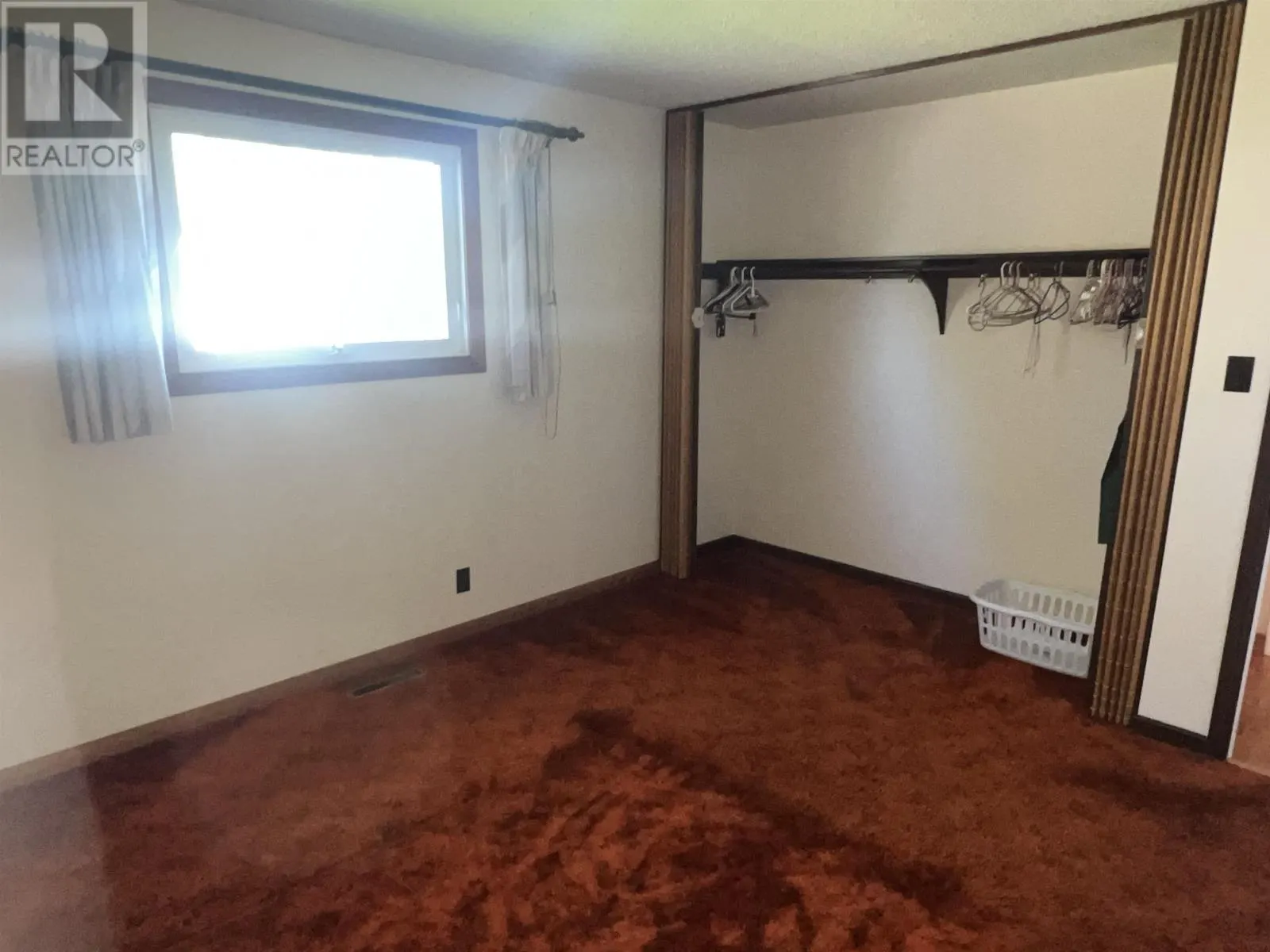 146 Pine CRES