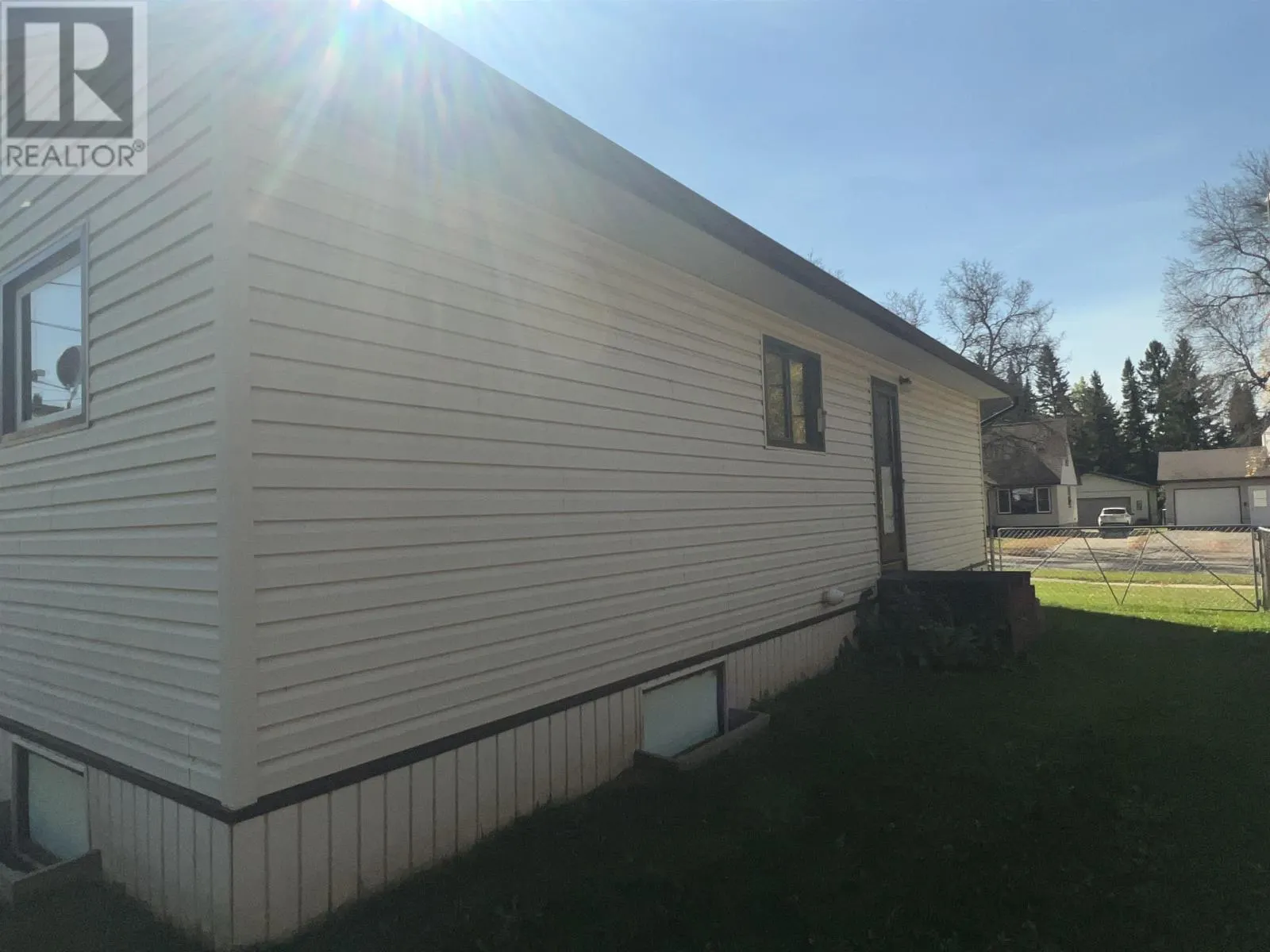 146 Pine CRES