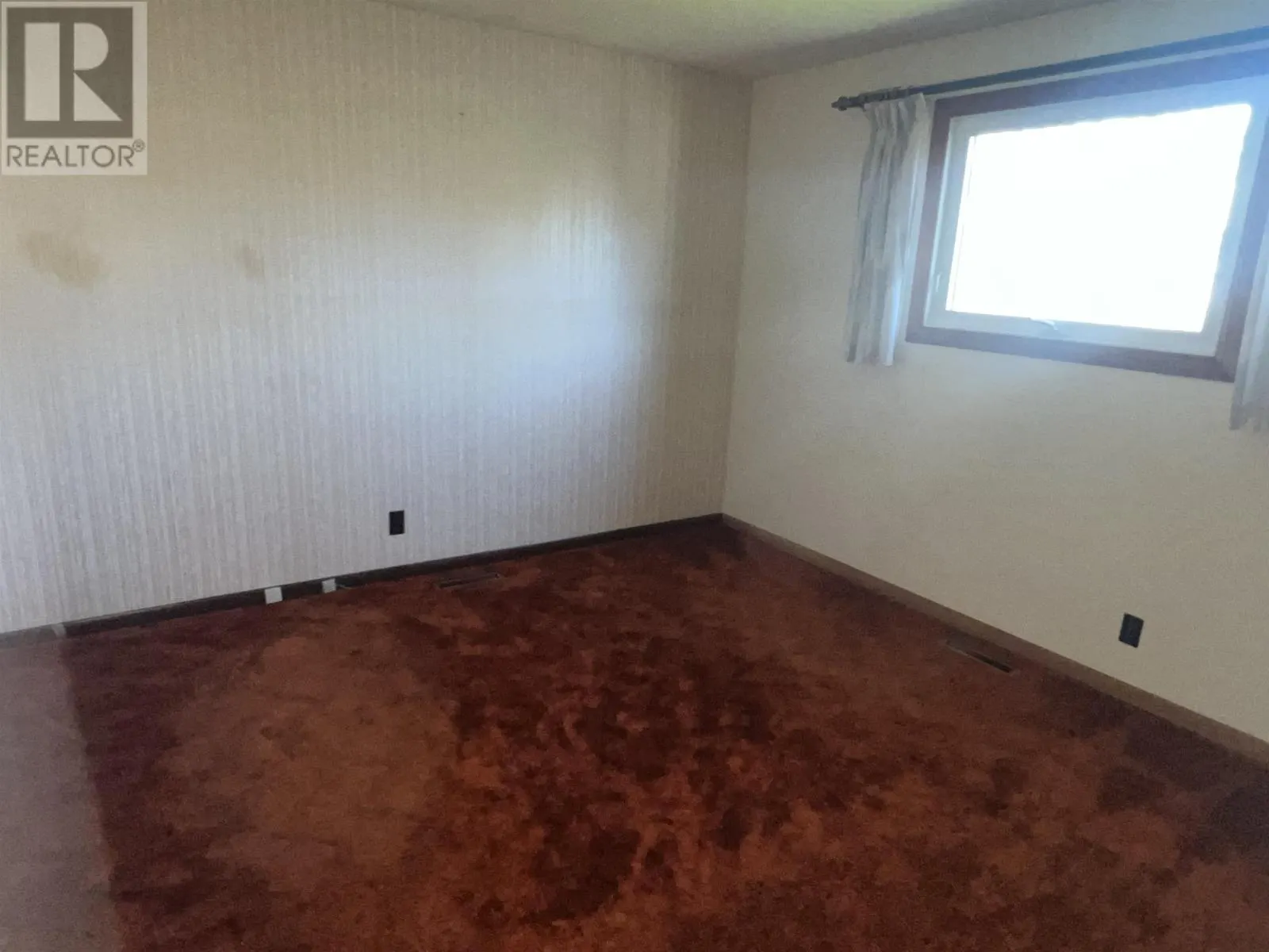 146 Pine CRES