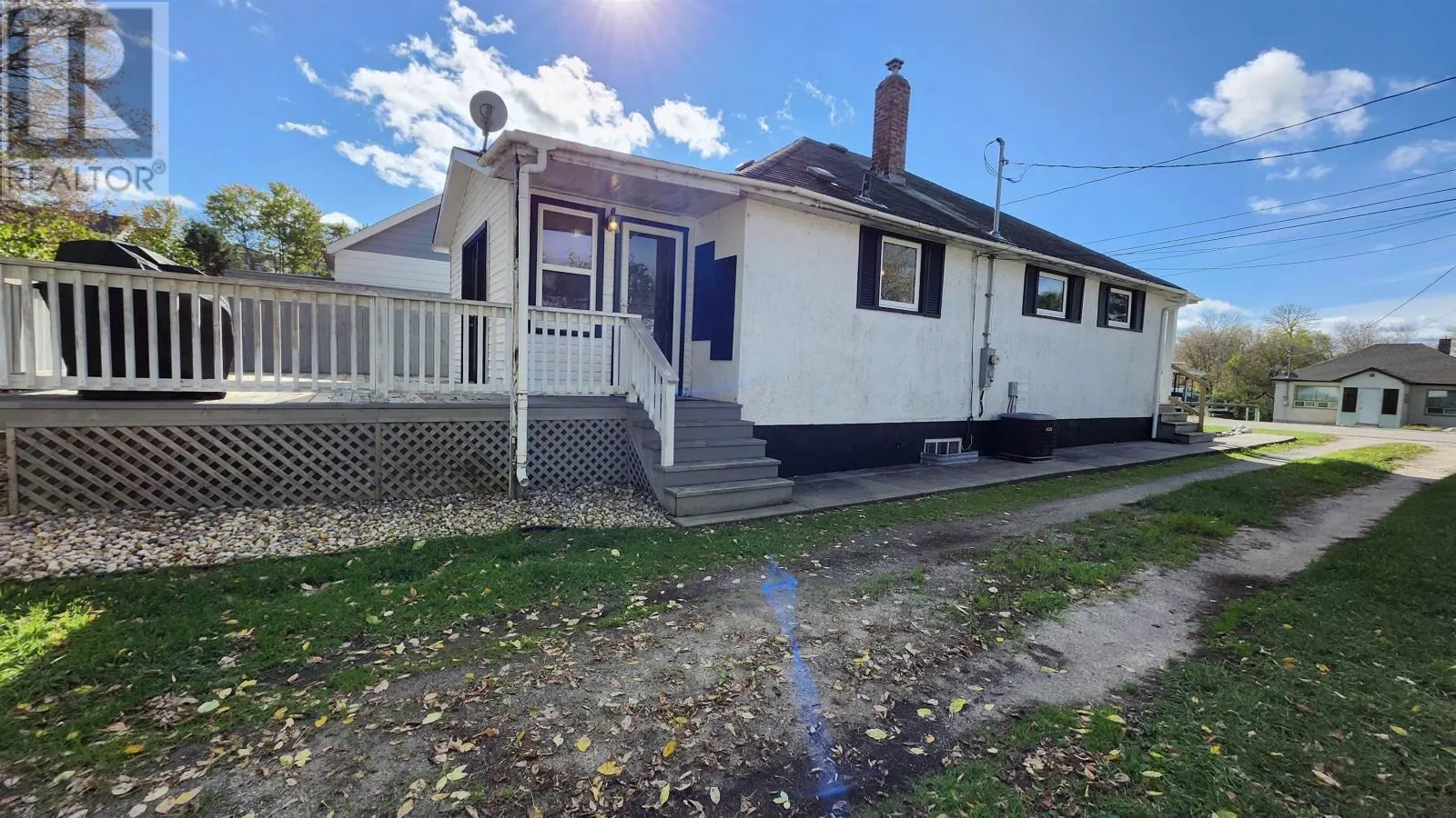 419 River ST