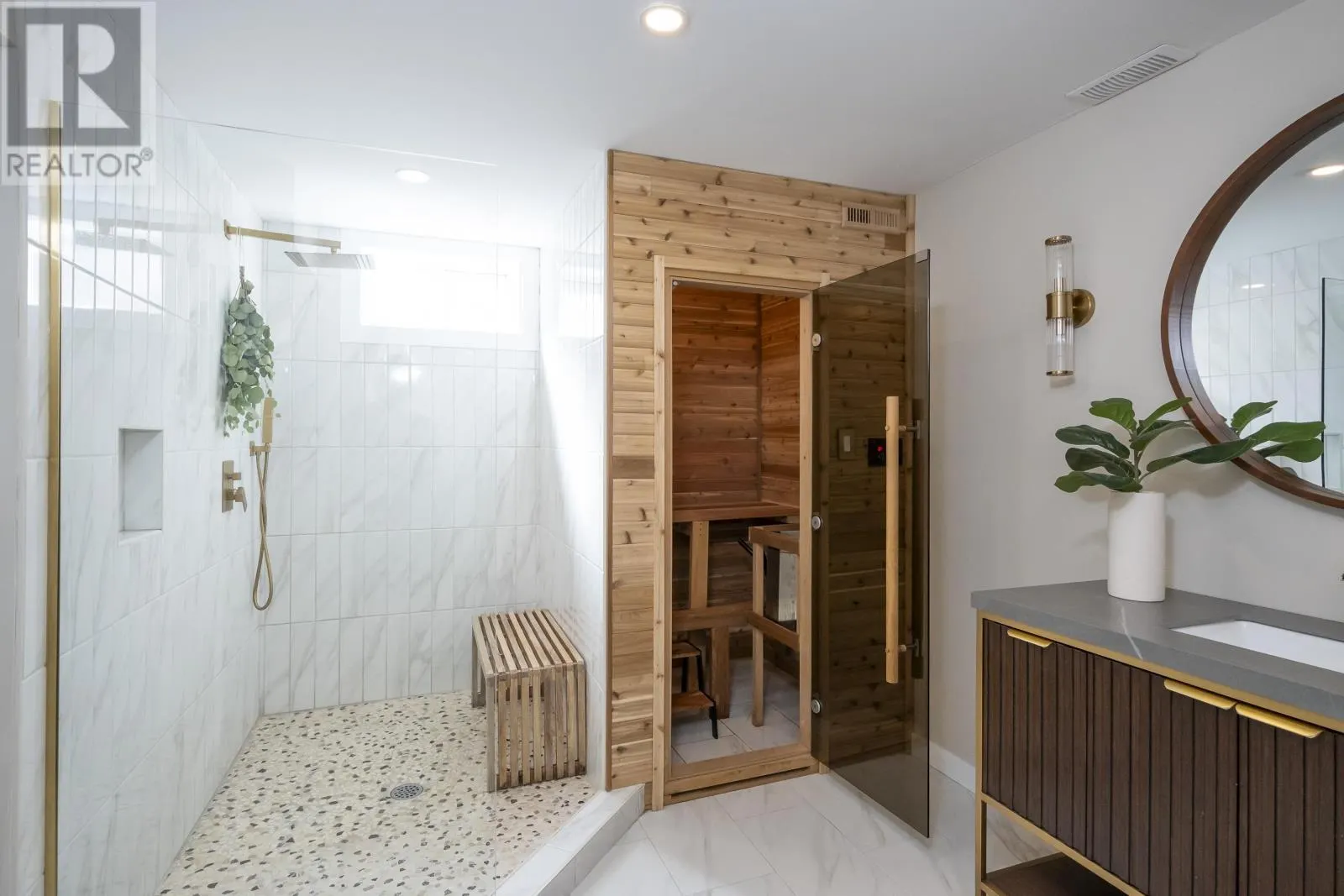 161 Fairbank CRES