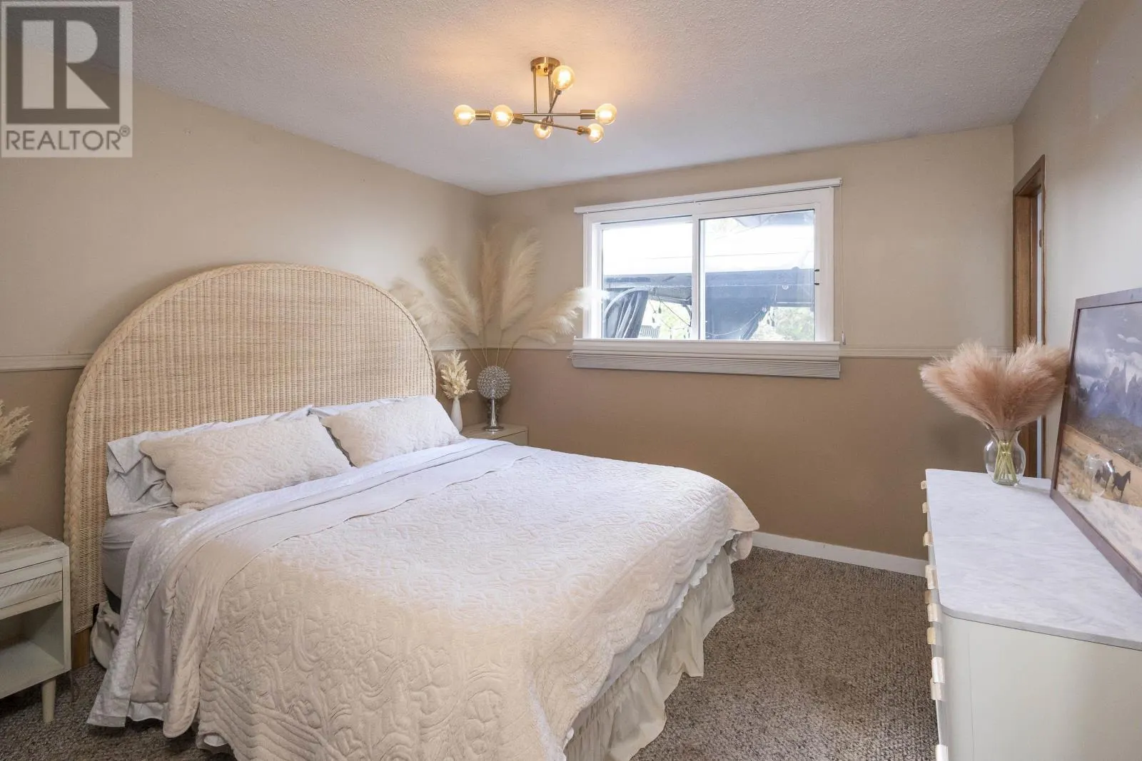 161 Fairbank CRES