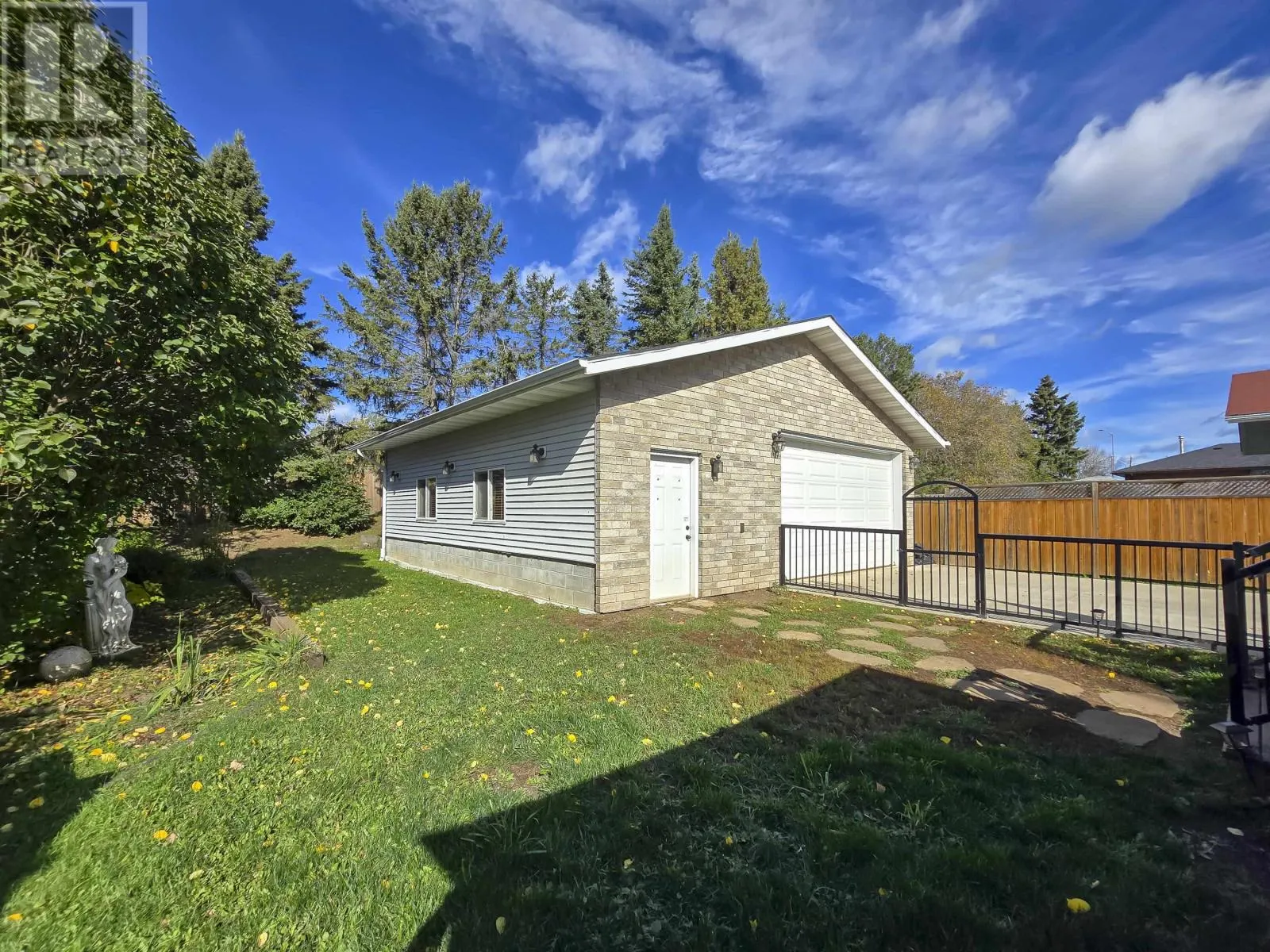 161 Fairbank CRES