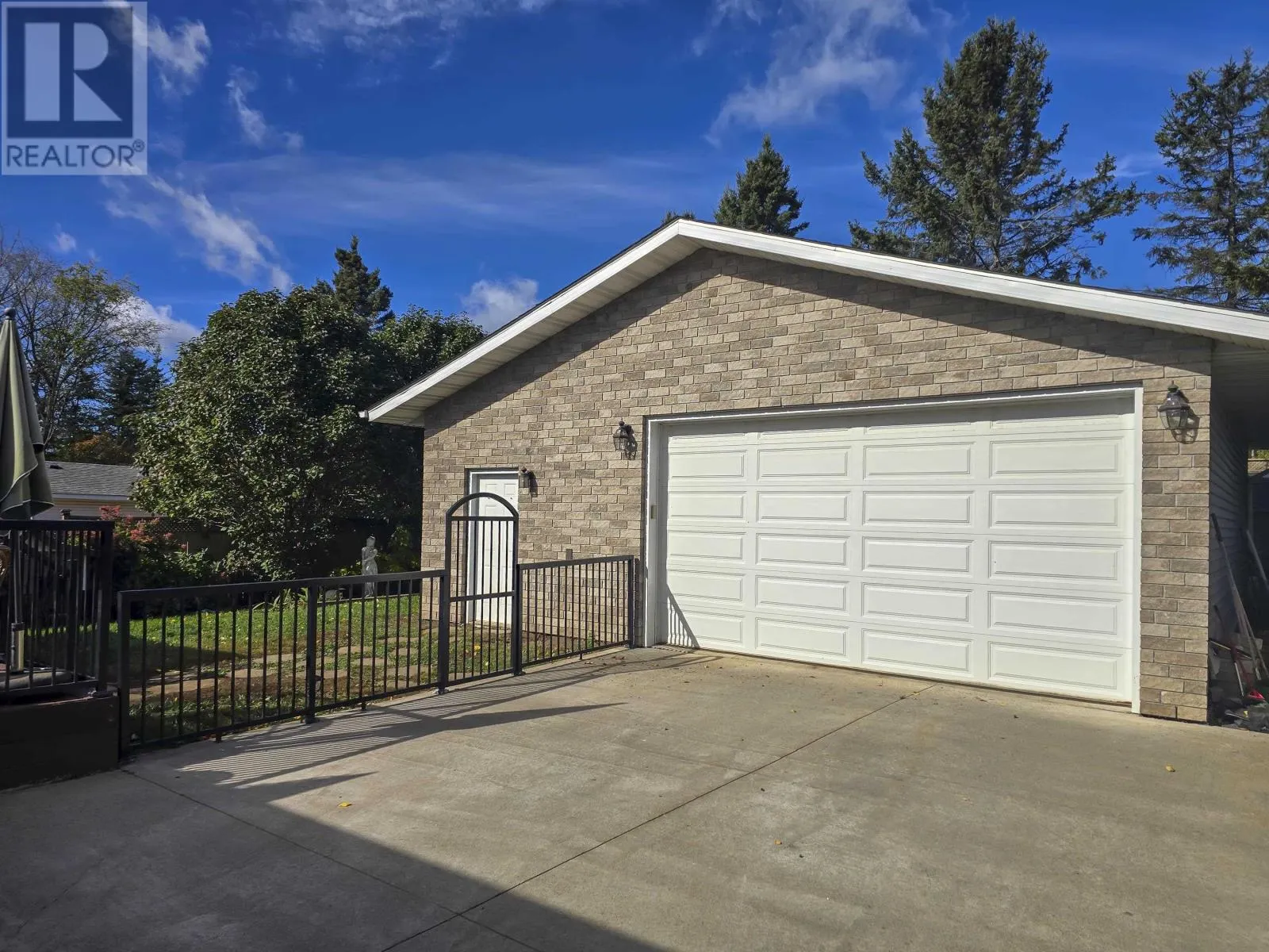 161 Fairbank CRES