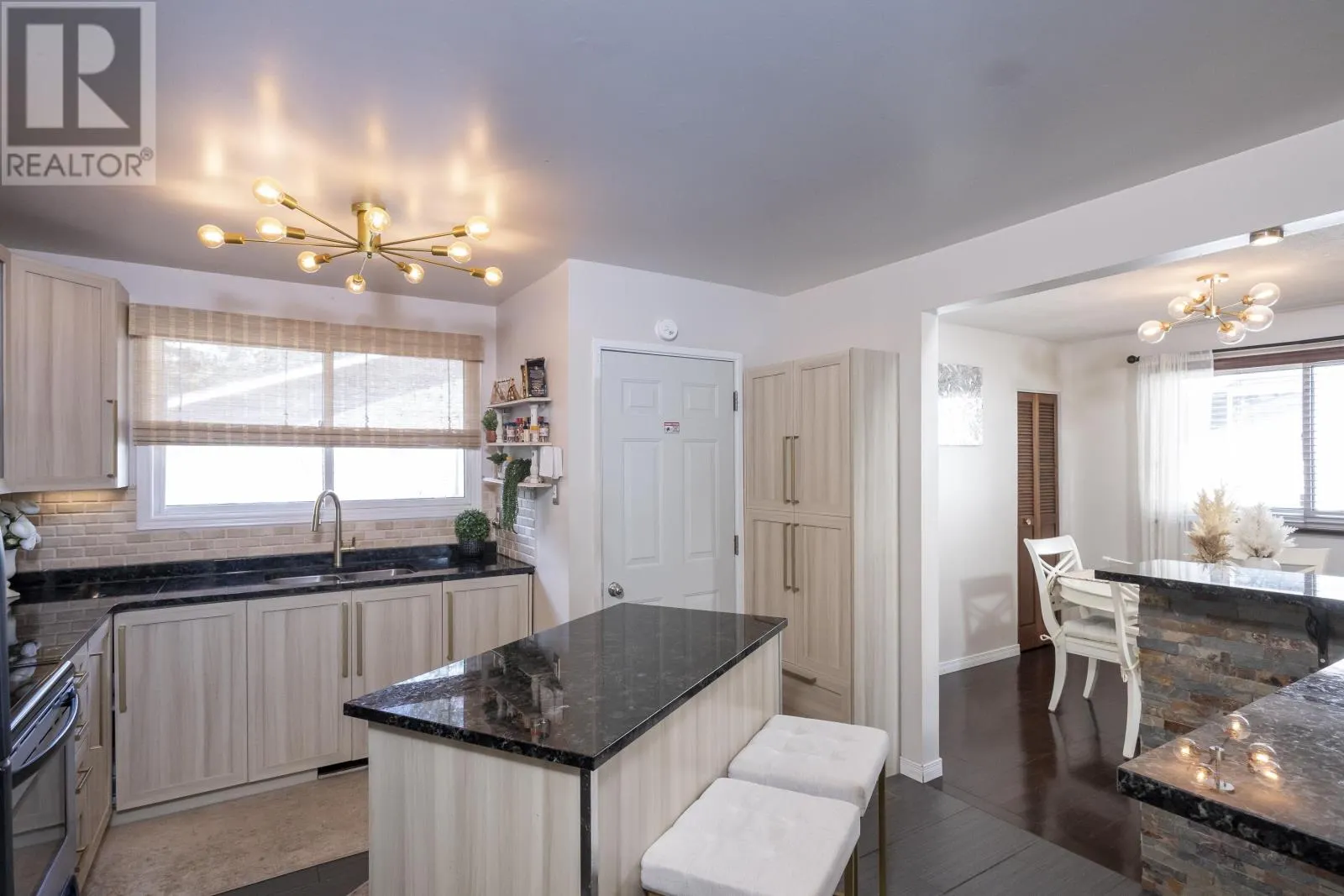 161 Fairbank CRES