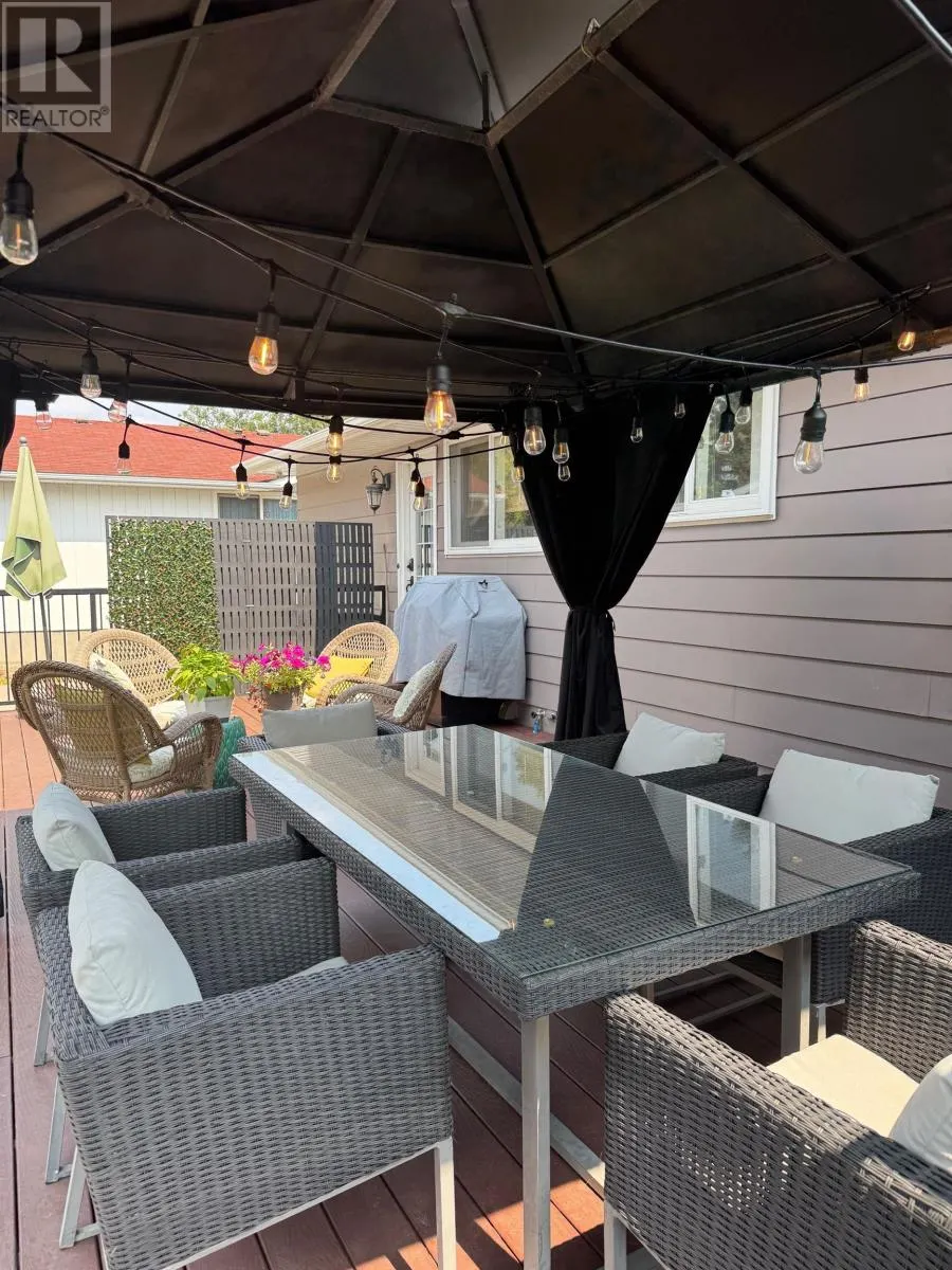 161 Fairbank CRES