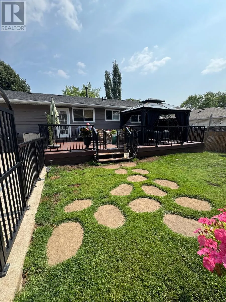 161 Fairbank CRES