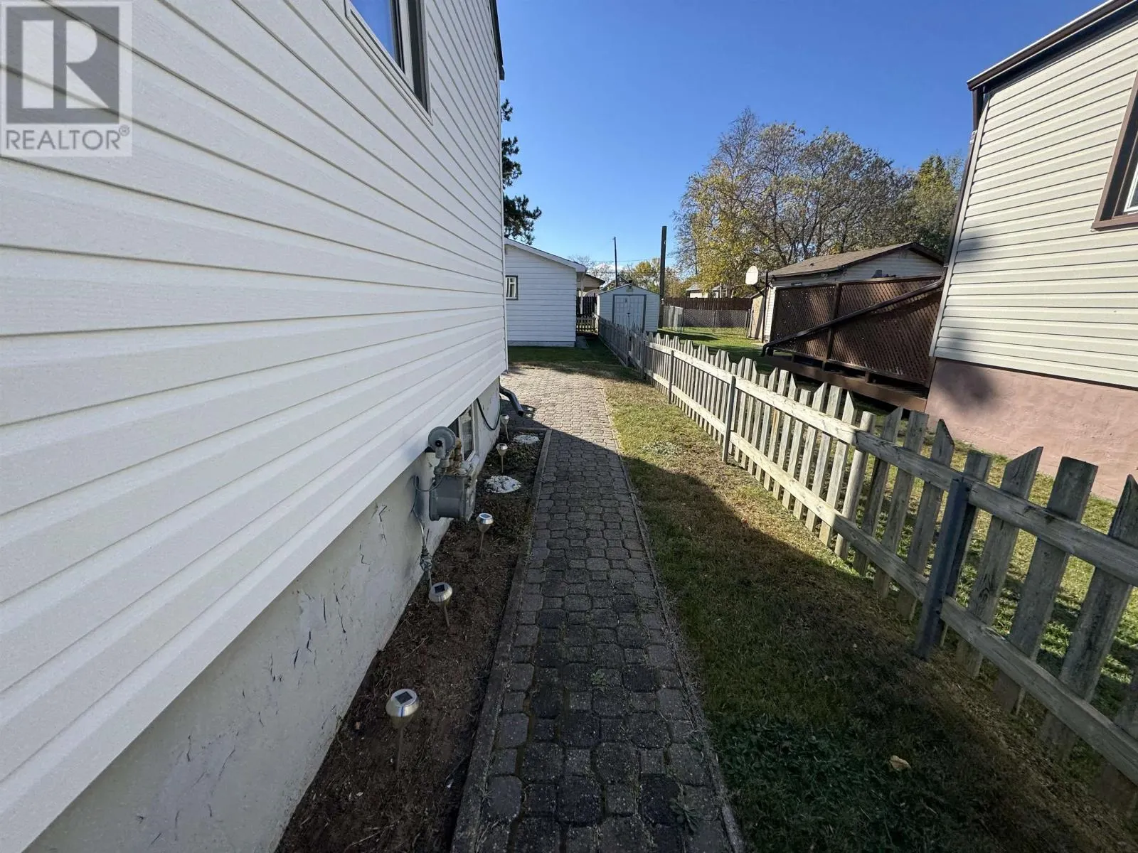 371 Marion ST