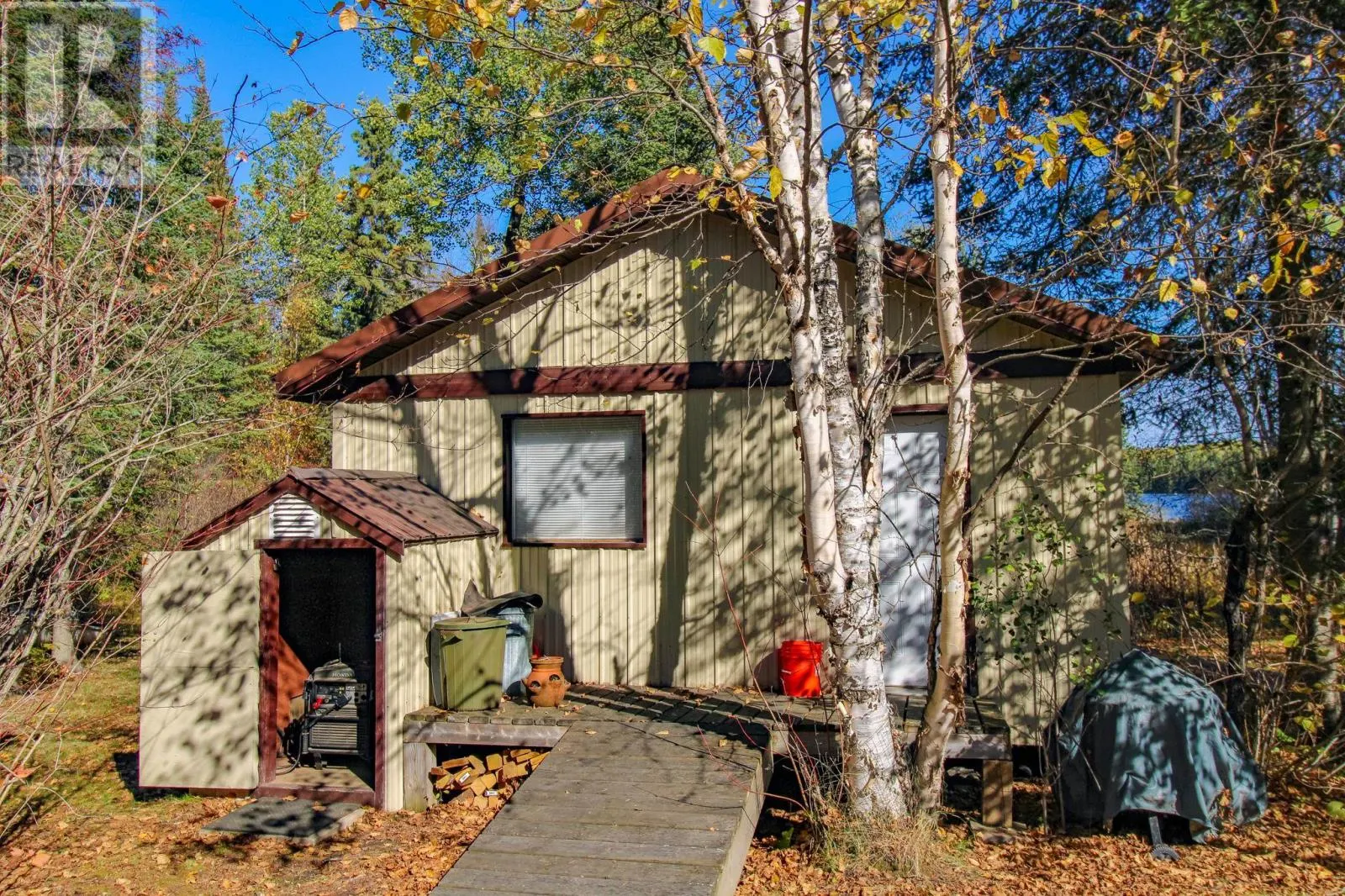 PCL 16261 Island LK