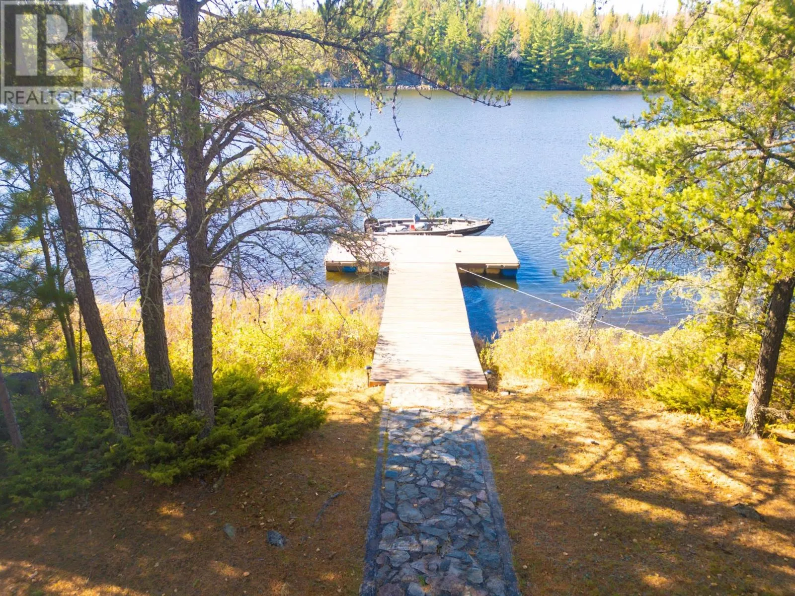 PCL 16261 Island LK