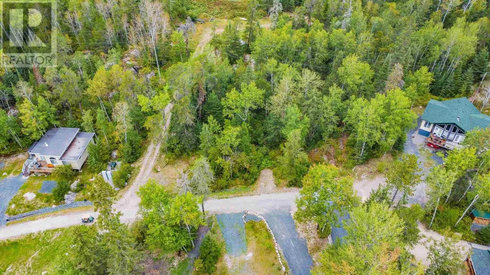 18 Dogtooth Lake Road