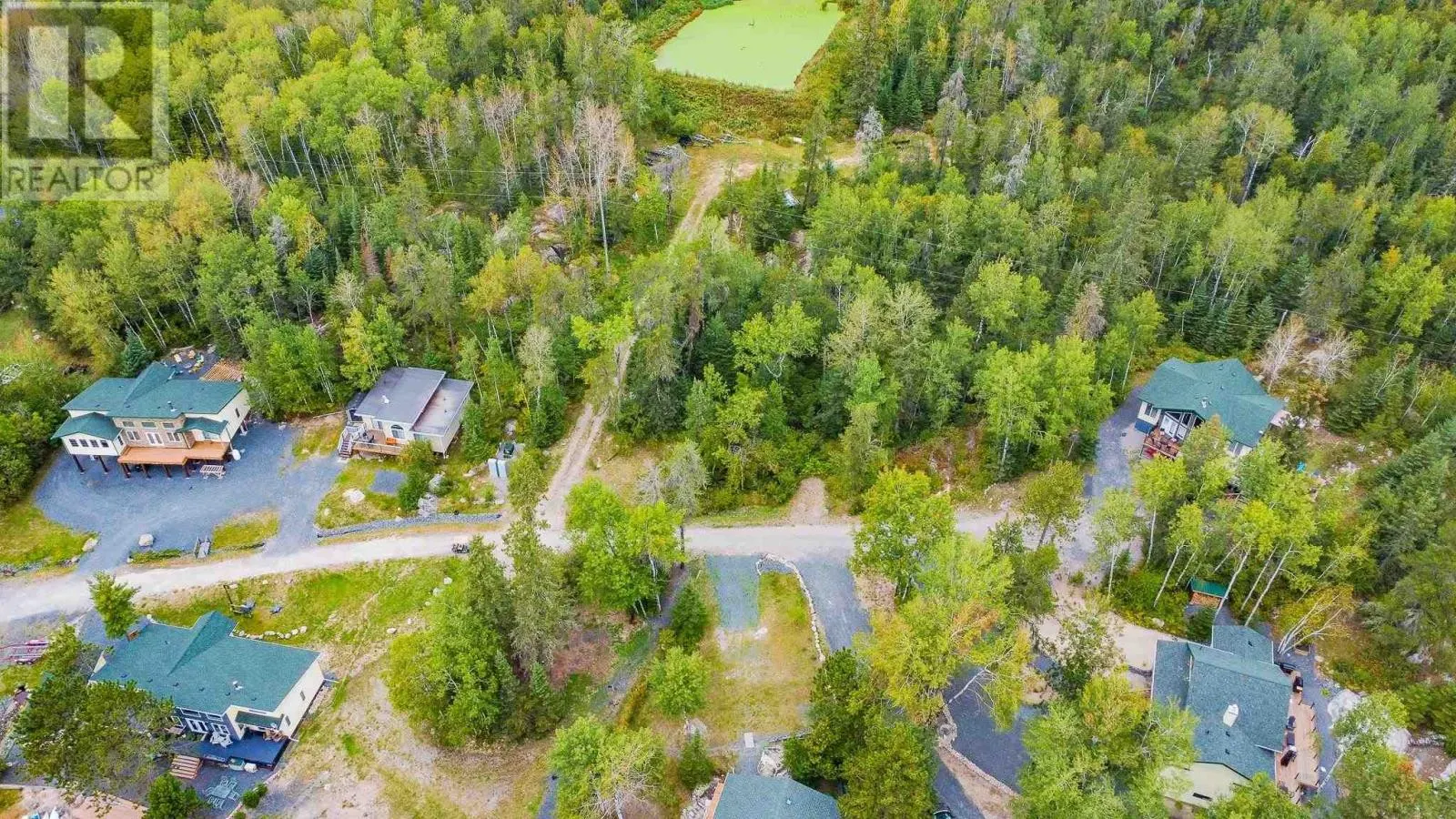 18 Dogtooth Lake Road