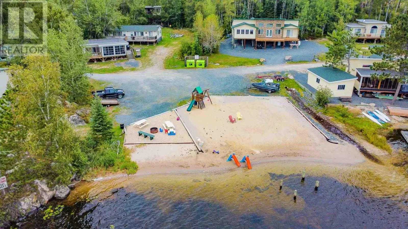 18 Dogtooth Lake Road