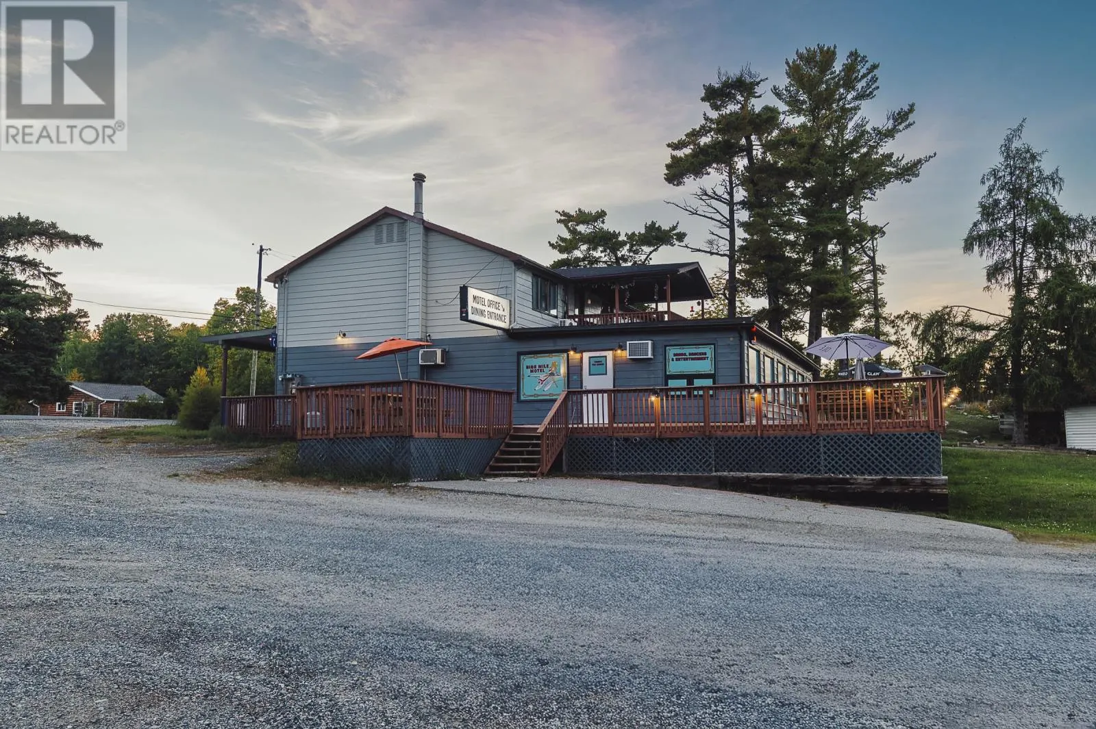 1271 Highway 71