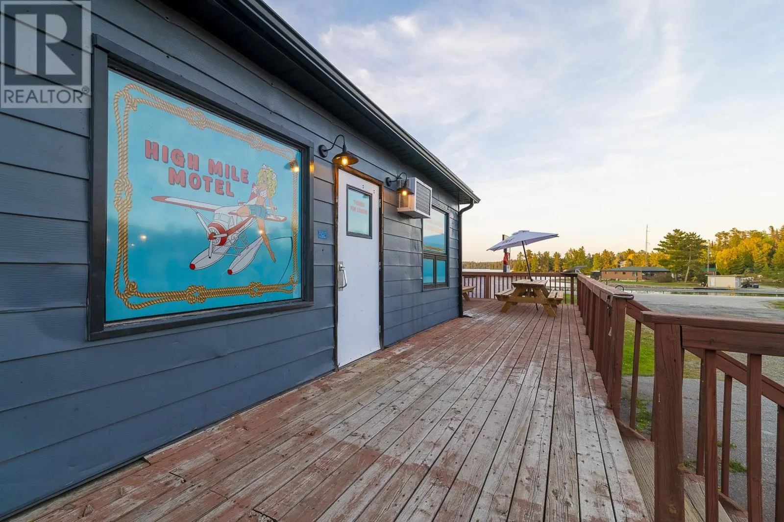 1271 Highway 71