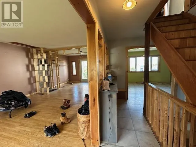 58 Lakeview DR