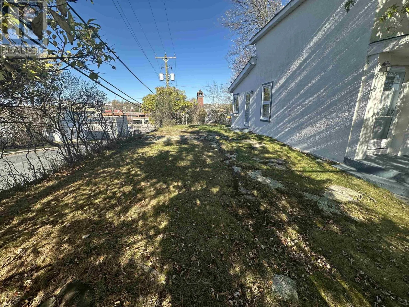 400 Third ST S
