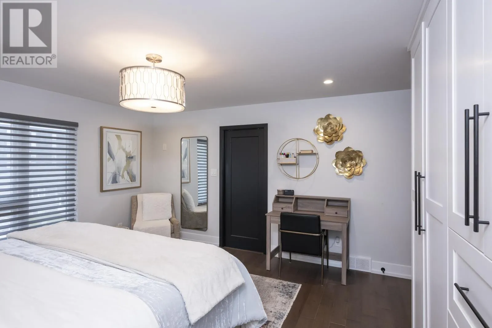 114 Dogwood CRES