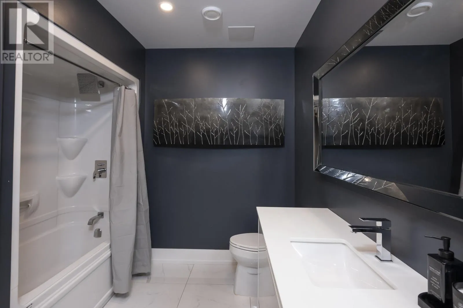 114 Dogwood CRES