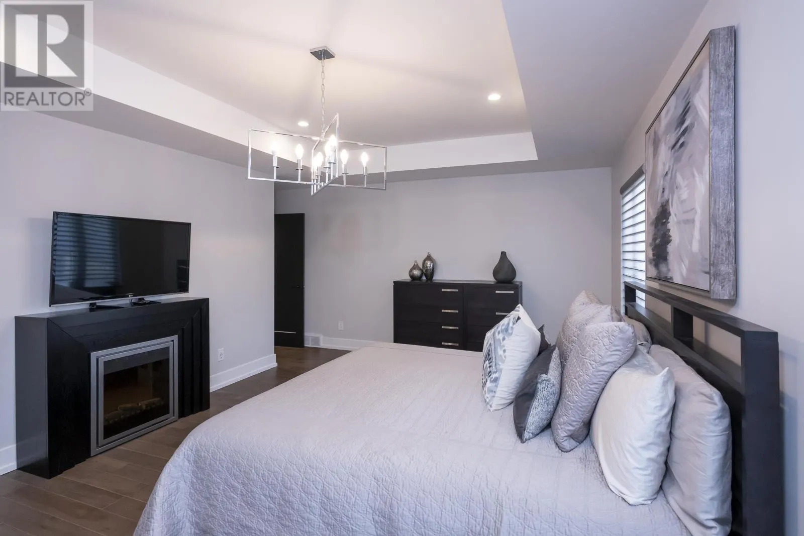 114 Dogwood CRES