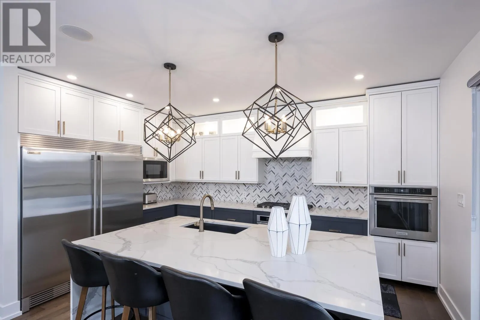 114 Dogwood CRES